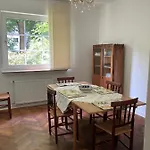 Ganze Mit Garten Апартаменти