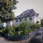 Ganze Mit Garten *