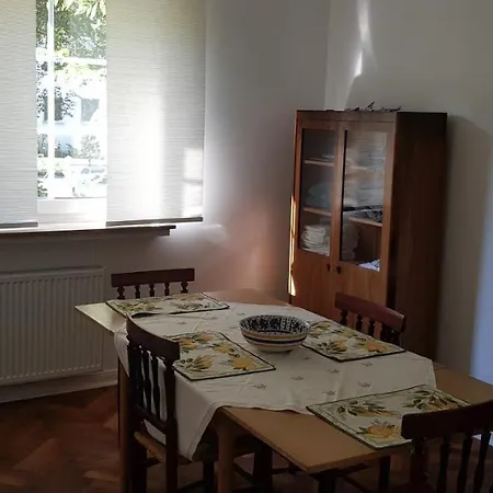 Ganze Mit Garten Apartment Bremen