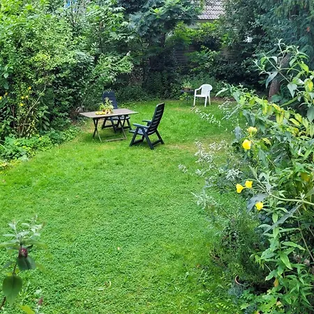 Ganze Mit Garten Apartment Bremen