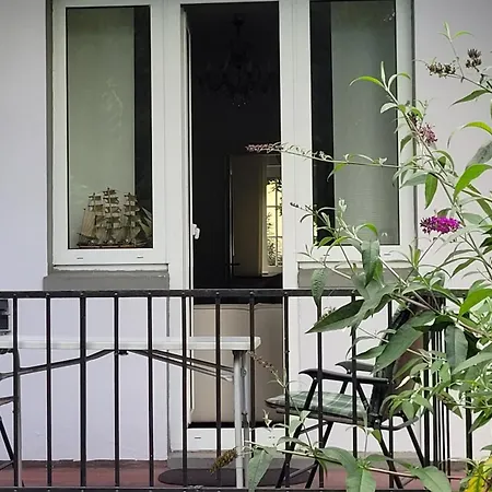 Ganze Mit Garten