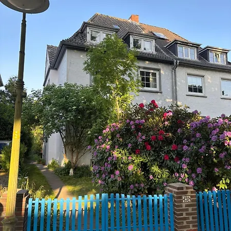 Ganze Mit Garten Lejlighed *