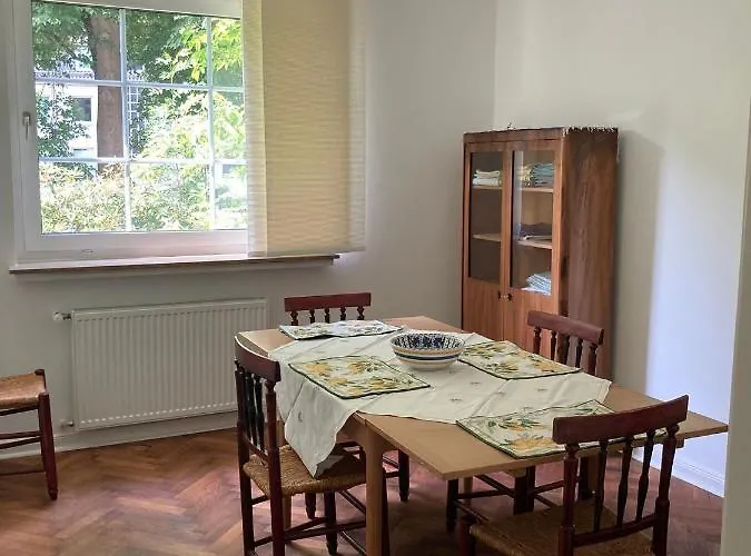 Ganze Mit Garten Daire